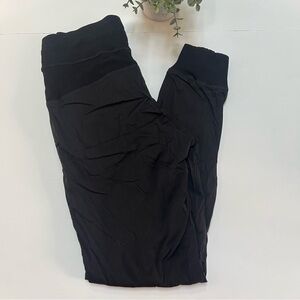 Lululemon Athletica Mid Rise Dance Studio Joggers